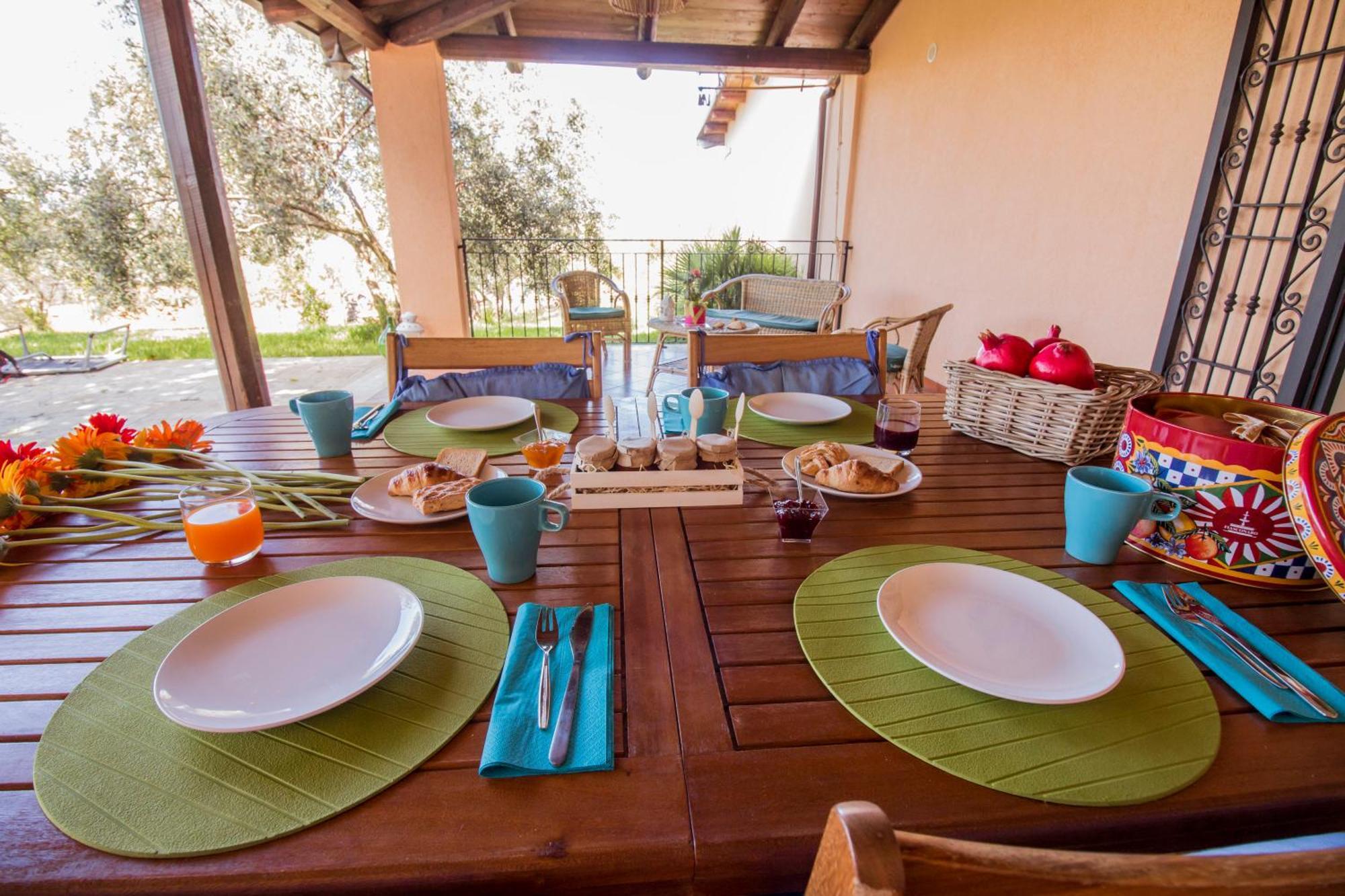 Villa con piscina Casale di Giò nel Golfo di Castellammare Partinico Exterior foto